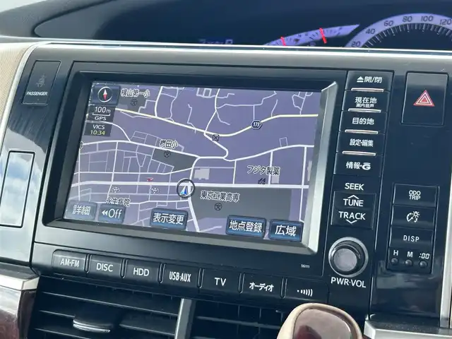 トヨタ エスティマ G 東京都 2014(平26)年 6.8万km シルバーM 4WD/ワンオーナー/純正メモリナビ/・フルセグTV/Bluetooth/USB/アラウンドビューモニター/クルーズコントロール/横滑り防止装置/盗難防止装置/両側パワースライドドア/電動リアゲート/純正革製シートカバー/ダブルオートエアコン/ナノイー/スペアキー1本/純正17インチホイール/取扱説明書/保証書