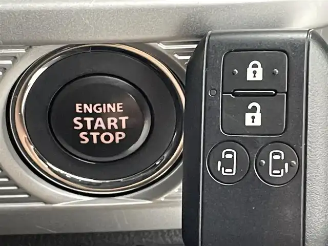スズキ スペーシア カスタム HYBRID XS ターボ 熊本県 2019(令1)年 4.3万km ピュアホワイトP ワンオーナー/禁煙車　/社外8インチナビCN-RZ856（ＣＤ・ＤＶＤ・フルセグ・ＢＴ・ＳＤ・ＵＳＢ）/全周囲カメラ　/社外前方ドライブレコーダー　/両側パワースライドドア　/後ろのみコーナーセンサー　/運転席シートヒーター　/クルーズコントロール/衝突軽減ブレーキ/横滑り防止/アイドリングストップ/ハーフレザーシート/純正フロアマット/純正１５インチAW/オートライト/LEDヘッドライト/オートマチックハイビーム/フォグライト/スマートキー/プッシュスタート/スペアキー1本/保証書/取扱説明書