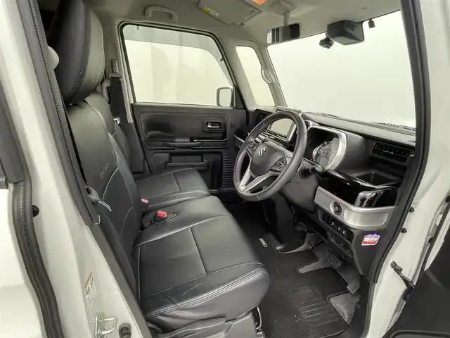 スズキ スペーシア カスタム HYBRID XS ターボ 熊本県 2019(令1)年 4.3万km ピュアホワイトP ワンオーナー/禁煙車　/社外8インチナビCN-RZ856（ＣＤ・ＤＶＤ・フルセグ・ＢＴ・ＳＤ・ＵＳＢ）/全周囲カメラ　/社外前方ドライブレコーダー　/両側パワースライドドア　/後ろのみコーナーセンサー　/運転席シートヒーター　/クルーズコントロール/衝突軽減ブレーキ/横滑り防止/アイドリングストップ/ハーフレザーシート/純正フロアマット/純正１５インチAW/オートライト/LEDヘッドライト/オートマチックハイビーム/フォグライト/スマートキー/プッシュスタート/スペアキー1本/保証書/取扱説明書