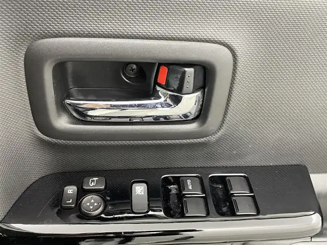 スズキ スペーシア カスタム HYBRID XS ターボ 熊本県 2019(令1)年 4.3万km ピュアホワイトP ワンオーナー/禁煙車　/社外8インチナビCN-RZ856（ＣＤ・ＤＶＤ・フルセグ・ＢＴ・ＳＤ・ＵＳＢ）/全周囲カメラ　/社外前方ドライブレコーダー　/両側パワースライドドア　/後ろのみコーナーセンサー　/運転席シートヒーター　/クルーズコントロール/衝突軽減ブレーキ/横滑り防止/アイドリングストップ/ハーフレザーシート/純正フロアマット/純正１５インチAW/オートライト/LEDヘッドライト/オートマチックハイビーム/フォグライト/スマートキー/プッシュスタート/スペアキー1本/保証書/取扱説明書
