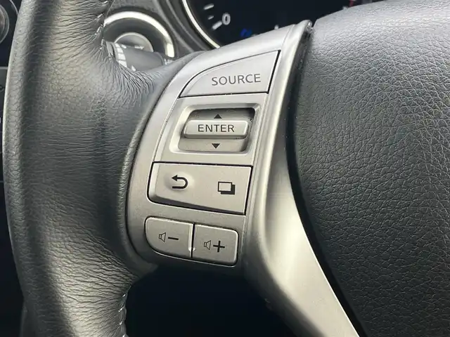 日産 エクストレイル ハイブリッド 20X エマージェンシーブレーキ 道南・函館 2016(平28)年 8.2万km ブリリアントホワイトパール /純正ナビ//全方位カメラ//前席ヒートシーター//エマージェンシーブレーキ//レーンキープアシスト//クルーズコントロール//横滑り防止装置//ダウンヒルアシストコントロール//前後コーナーセンサー//オートライト//ETC//フォグランプ//純正アルミ//スマートキー