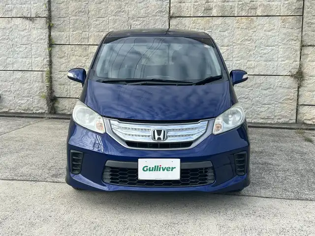 ホンダ フリード ハイブリット ジャストセレクション 長崎県 2012(平24)年 10.1万km コバルトブルーパール ワンオーナー/純正メモリナビ/（CD/DVD/BT/フルセグ）/バックカメラ/フリップダウンモニター/クルーズコントロール/両側パワースライドドア/ハーフレザーシート/オートライト/ETC/電動格納ミラー/純正15インチAW