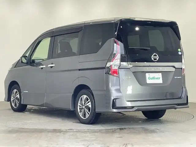 日産 セレナ e－パワー ハイウェイスター V 栃木県 2021(令3)年 1.6万km ダークメタルグレー SDナビ/（CD/DVD/Bluetooth/フルセグTV）/バックカメラ/全方位カメラ/プロパイロット/衝突軽減ブレーキ/ブラインドスポットモニター/前後コーナーセンサー/ETC/前後ドライブレコーダー/両側パワースライドドア/インテリジェントルームミラー/オートライト/LEDヘッドライト/横滑り防止装置/スマートキー/プッシュスタート/電動格納ミラー/純正アルミホイール/純正フロアマット