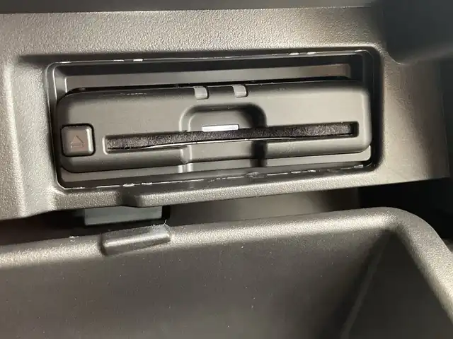 日産 セレナ e－パワー ハイウェイスター V 栃木県 2021(令3)年 1.6万km ダークメタルグレー SDナビ/（CD/DVD/Bluetooth/フルセグTV）/バックカメラ/全方位カメラ/プロパイロット/衝突軽減ブレーキ/ブラインドスポットモニター/前後コーナーセンサー/ETC/前後ドライブレコーダー/両側パワースライドドア/インテリジェントルームミラー/オートライト/LEDヘッドライト/横滑り防止装置/スマートキー/プッシュスタート/電動格納ミラー/純正アルミホイール/純正フロアマット