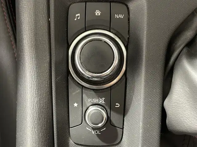 マツダ ロードスター S レザーパッケージ 福岡県 2015(平27)年 8.2万km セラミックM 純正ナビ/（AM/FM/BT）/フルセグTV/D/Nシートヒーター/BSM/横滑り防止装置/レーンアシスト/アイドリングストップ/ステアリングスイッチ/プッシュスタート/スマートキー/純正AW16インチ