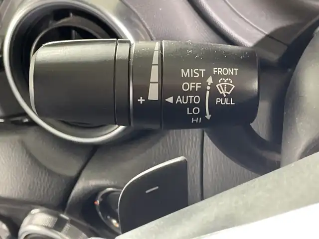 マツダ ロードスター S レザーパッケージ 福岡県 2015(平27)年 8.2万km セラミックM 純正ナビ/（AM/FM/BT）/フルセグTV/D/Nシートヒーター/BSM/横滑り防止装置/レーンアシスト/アイドリングストップ/ステアリングスイッチ/プッシュスタート/スマートキー/純正AW16インチ