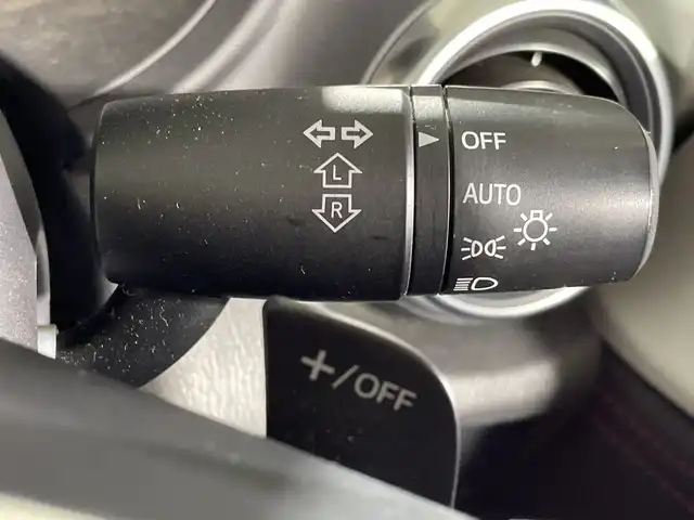 マツダ ロードスター S レザーパッケージ 福岡県 2015(平27)年 8.2万km セラミックM 純正ナビ/（AM/FM/BT）/フルセグTV/D/Nシートヒーター/BSM/横滑り防止装置/レーンアシスト/アイドリングストップ/ステアリングスイッチ/プッシュスタート/スマートキー/純正AW16インチ