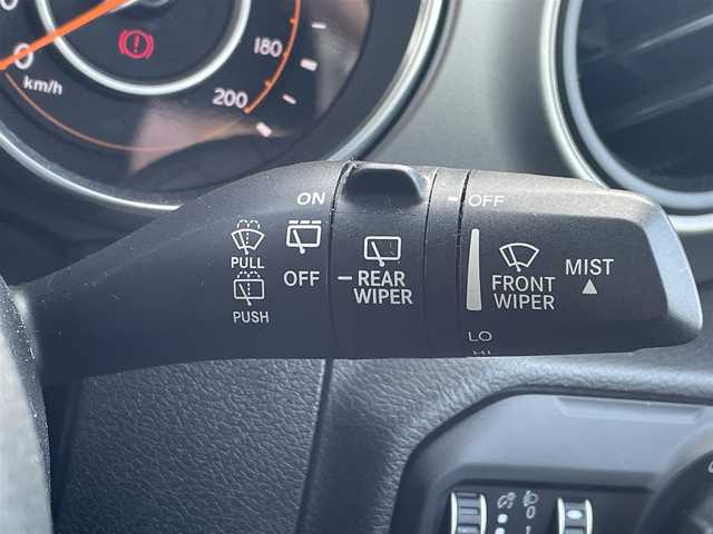 クライスラー・ジープ ジープ ラングラー アンリミテッド スポーツ 兵庫県 2019(令1)年 6.5万km 白 純正ナビ/Bluetooth接続/ETC/バック・サイドカメラ/クルーズコントロール/オートライト/コーナーセンサー/オープン/AUX/スマートキー/純正ゴムマット/フォグランプ/背面タイヤ