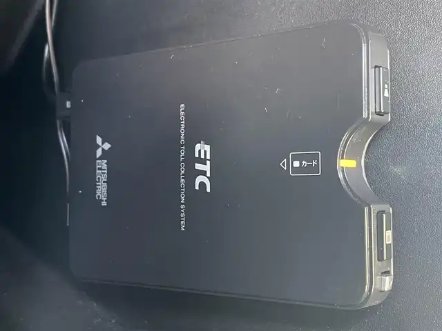 クライスラー・ジープ ジープ ラングラー アンリミテッド スポーツ 兵庫県 2019(令1)年 6.5万km 白 純正ナビ/Bluetooth接続/ETC/バック・サイドカメラ/クルーズコントロール/オートライト/コーナーセンサー/オープン/AUX/スマートキー/純正ゴムマット/フォグランプ/背面タイヤ