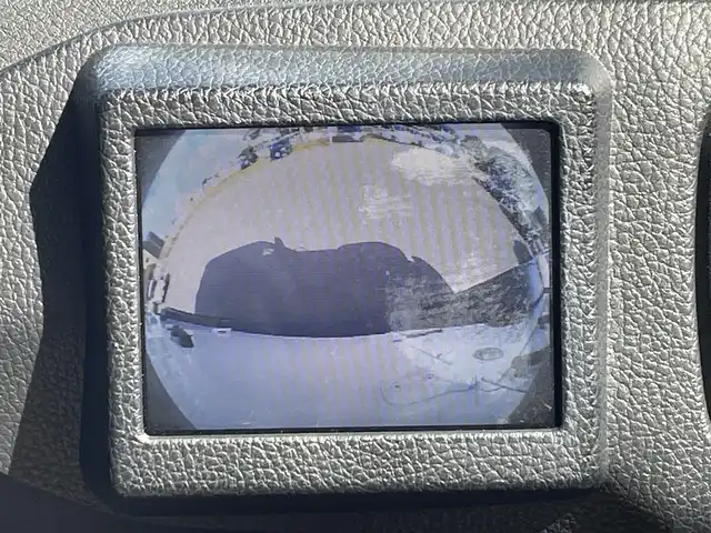 クライスラー・ジープ ジープ ラングラー アンリミテッド スポーツ 兵庫県 2019(令1)年 6.5万km 白 純正ナビ/Bluetooth接続/ETC/バック・サイドカメラ/クルーズコントロール/オートライト/コーナーセンサー/オープン/AUX/スマートキー/純正ゴムマット/フォグランプ/背面タイヤ