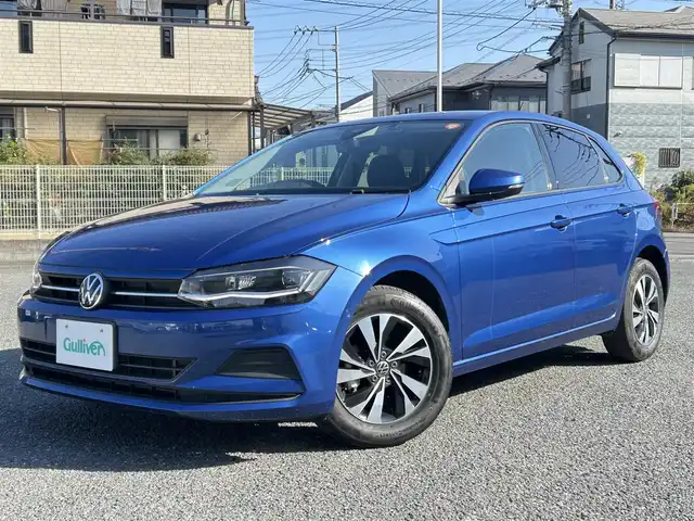 フォルクスワーゲン ＶＷ ポロ TSIコンフォートライン 埼玉県 2021(令3)年 3.1万km 青 ・ディーラー記録簿R4-7年有り　/・ワンオーナー　/・テクノロジーパッケージ　/・セーフティーパッケージ　/・純正ナビ　/・アクティブインフォディスプレイ　/・アップルカープレイ/・ETC2.0/・アイドリングストップ/・スマフォ置くだけ充電　　/・バックカメラ/・アダクティブクルーズコントロール/・レーンキープ/・駐車支援システム/・BSM/・パークディスタンスコントロール/・オプティカルパーキングシステム/・リアトラフィックアラート/・オートライト/・スマートキー/・プッシュスタート/・オートライト/・LEDヘットライト/・純正１５インチアルミ/・保証書/・取説
