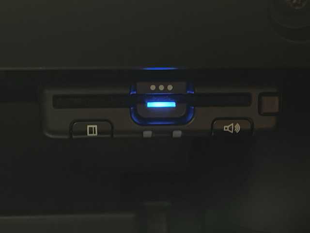 日産 エクストレイル 鹿児島県 2019(令1)年 3.6万km ブリリアントホワイトパール 社外ナビ/（フルセグ/Bluetooth/CD/DVD）/アラウンドビューモニター/プロパイロット/デジタルインナーミラー/パワースライドドア/ブラインドスポットモニター/シートヒーター/オートホールド/カプロンシート/電動パーキング/ＥＴＣ/革巻きステアリング/レーンキープアシスト/LEDヘッドライト/前後ドライブレコーダー/プッシュスタートボタン/パワーバックドア/アイドリングストップ/保証書/取扱説明書