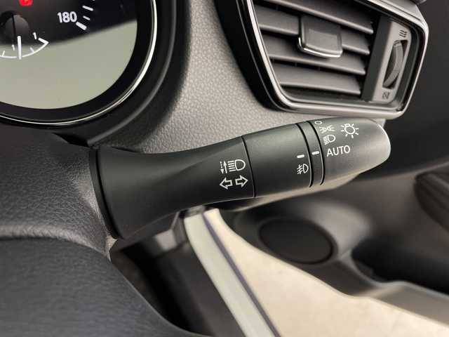 日産 エクストレイル 鹿児島県 2019(令1)年 3.6万km ブリリアントホワイトパール 社外ナビ/（フルセグ/Bluetooth/CD/DVD）/アラウンドビューモニター/プロパイロット/デジタルインナーミラー/パワースライドドア/ブラインドスポットモニター/シートヒーター/オートホールド/カプロンシート/電動パーキング/ＥＴＣ/革巻きステアリング/レーンキープアシスト/LEDヘッドライト/前後ドライブレコーダー/プッシュスタートボタン/パワーバックドア/アイドリングストップ/保証書/取扱説明書