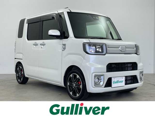 ダイハツ ウェイク G ターボ リミテッド SAⅢ 鹿児島県 2019(平31)年 3.3万km パールホワイトⅢ 純正SDナビ/（AM/FM/CD/DVD/Bluetooth/フルセグ）/両側パワースライドドア/パノラマモニター/ETC/ドライブレコーダー/スマートアシストIII/・衝突被害軽減ブレーキ/・車線逸脱警報/・誤発進抑制/・オートハイビーム/リアパーキングセンサー/LEDヘッドライト/革巻きステアリング/ステアリングスイッチ/レザー調シートカバー/リアサンシェード/純正15インチアルミホイール/スマートキー