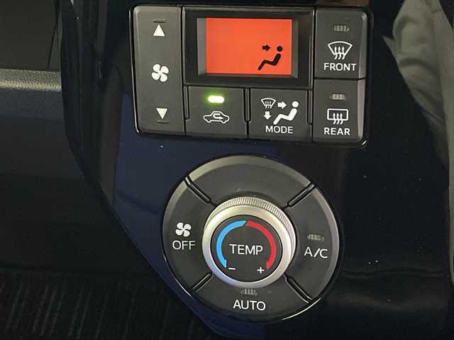 ダイハツ ウェイク G ターボ リミテッド SAⅢ 鹿児島県 2019(平31)年 3.3万km パールホワイトⅢ 純正SDナビ/（AM/FM/CD/DVD/Bluetooth/フルセグ）/両側パワースライドドア/パノラマモニター/ETC/ドライブレコーダー/スマートアシストIII/・衝突被害軽減ブレーキ/・車線逸脱警報/・誤発進抑制/・オートハイビーム/リアパーキングセンサー/LEDヘッドライト/革巻きステアリング/ステアリングスイッチ/レザー調シートカバー/リアサンシェード/純正15インチアルミホイール/スマートキー