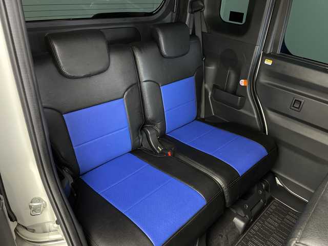 ダイハツ ウェイク G ターボ リミテッド SAⅢ 鹿児島県 2019(平31)年 3.3万km パールホワイトⅢ 純正SDナビ/（AM/FM/CD/DVD/Bluetooth/フルセグ）/両側パワースライドドア/パノラマモニター/ETC/ドライブレコーダー/スマートアシストIII/・衝突被害軽減ブレーキ/・車線逸脱警報/・誤発進抑制/・オートハイビーム/リアパーキングセンサー/LEDヘッドライト/革巻きステアリング/ステアリングスイッチ/レザー調シートカバー/リアサンシェード/純正15インチアルミホイール/スマートキー