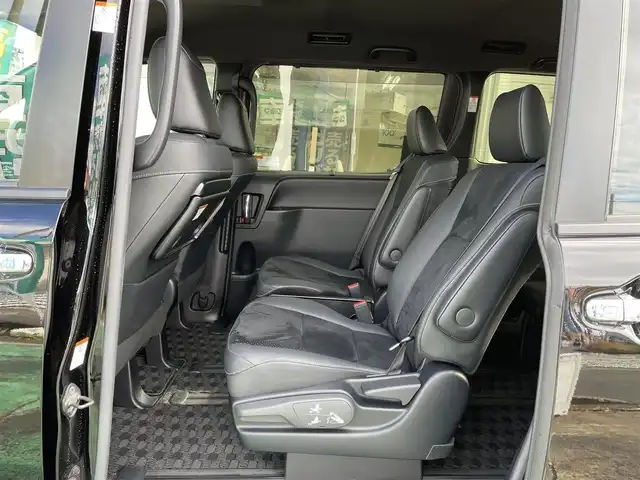 トヨタ ヴォクシー ZS 煌Ⅲ 神奈川県 2021(令3)年 1.9万km ブラック ワンオーナー/純正10インチメモリナビ/　（CD・DVD・Bluetooth）/フルセグTV/両側パワースライドドア/トヨタセーフティセンス/クルーズコントロール/ビルトインETC/LEDヘッドライト/LEDフォグライト/スマートキー×2/保証書/取扱説明書