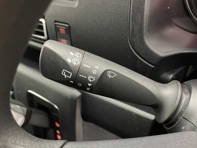ダイハツ アトレー バン RS 滋賀県 2022(令4)年 4.6万km ブラックマイカメタリック 2WD・４WD切り替えスイッチ有/社外10型ディスプレイオーディオ/スマートアシスト/Bluetooth/両側パワースライドドア/クルーズコントロール　/リアヒーター/ステアリングスイッチ/ルーフコンソール/コーナーセンサー　（前後）/純正12インチホイール/ドアバイザー/ドアプロテクター/ハンドルカバー/電動格納ミラー/LEDヘッドライト/プッシュスタート
