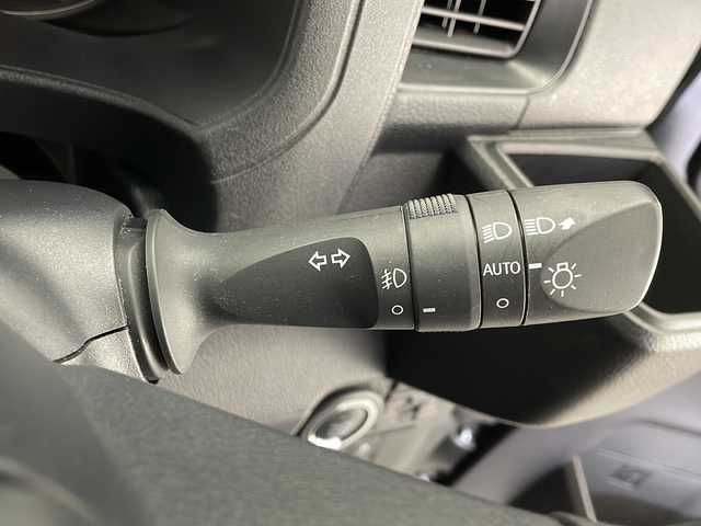 ダイハツ アトレー バン RS 滋賀県 2022(令4)年 4.6万km ブラックマイカメタリック 2WD・４WD切り替えスイッチ有/社外10型ディスプレイオーディオ/スマートアシスト/Bluetooth/両側パワースライドドア/クルーズコントロール　/リアヒーター/ステアリングスイッチ/ルーフコンソール/コーナーセンサー　（前後）/純正12インチホイール/ドアバイザー/ドアプロテクター/ハンドルカバー/電動格納ミラー/LEDヘッドライト/プッシュスタート