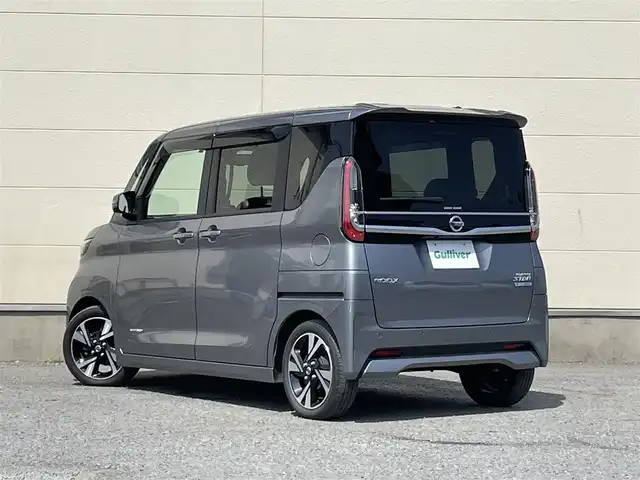 日産 ルークス HWS Gターボ プロパイロットED 茨城県 2022(令4)年 5.5万km チタニウムグレーメタリック 純正９インチナビ/アラウンドビューモニター/革巻きステアリング/ステアリングスイッチ/プロパイロット/両側パワースライドドア/LEDヘッドライト/ETC/プッシュスタート/スマートキー×2/コーナーセンサー