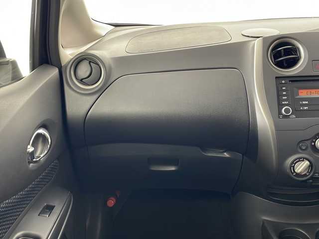 日産 ノート X FOUR 秋田県 2014(平26)年 4.9万km スーパーブラック 4WD/純正オーディオ/(CD/FM/AM/AUX)/プッシュスタート/スマートキー/純正エンジンスターター/ハロゲンヘッドライト/ライトレベライザー/社外アルミホイール/社外フロアマット/電動格納ミラー