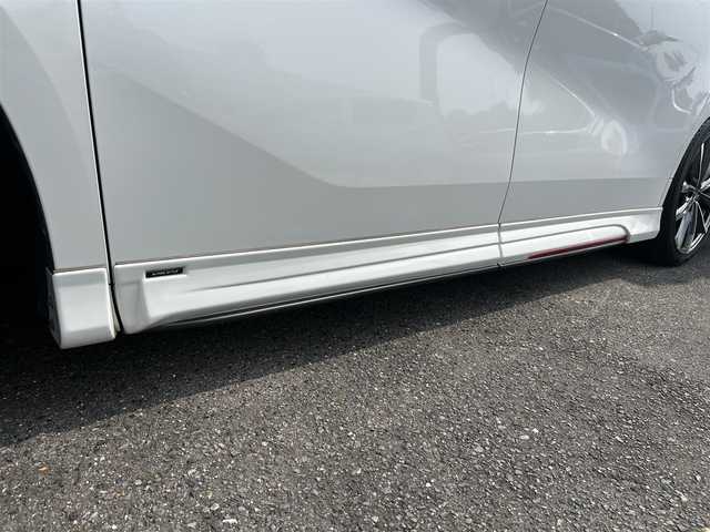 トヨタ アルファード S Cパッケージ 愛知県 2022(令4)年 2万km ホワイトパールクリスタルシャイン アルパインナビ/フルセグテレビ/ワンオーナー/両側パワースライドドア/KRANZEアルミホイール 20インチ/アルパインスタイルエアロキット（フロント、リアアンダー/　サイドステップ）/アルパインスタイル　マフラー/アルパインフィリップダウンモニター/アルパインウーハー/Bluetooth/社外KRANZEアルミホイール/ブリチストンタイヤ245/40/20　レグノGRVII/クルーズコントロール追従機能付/エアーシート/シートヒーター/PKSB/PCS/RSA/LTA/ツインルーフ/ビルトインETC/デジタルインナーミラー/車高調BLITZ/取説、保証書、スペアキー/検R9/1/18/禁煙車