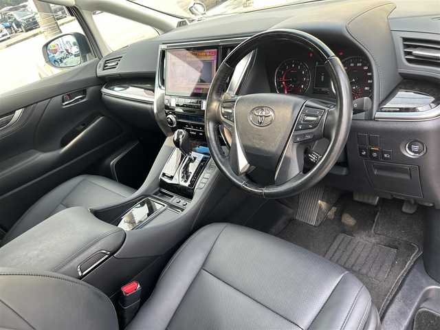 トヨタ アルファード S Cパッケージ 愛知県 2022(令4)年 2万km ホワイトパールクリスタルシャイン アルパインナビ/フルセグテレビ/ワンオーナー/両側パワースライドドア/KRANZEアルミホイール 20インチ/アルパインスタイルエアロキット（フロント、リアアンダー/　サイドステップ）/アルパインスタイル　マフラー/アルパインフィリップダウンモニター/アルパインウーハー/Bluetooth/社外KRANZEアルミホイール/ブリチストンタイヤ245/40/20　レグノGRVII/クルーズコントロール追従機能付/エアーシート/シートヒーター/PKSB/PCS/RSA/LTA/ツインルーフ/ビルトインETC/デジタルインナーミラー/車高調BLITZ/取説、保証書、スペアキー/検R9/1/18/禁煙車