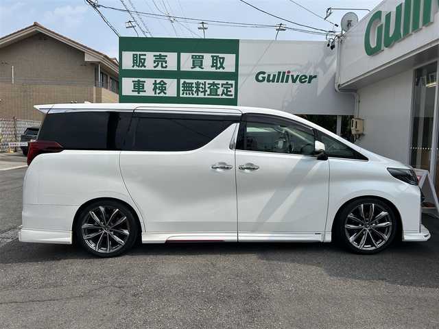 トヨタ アルファード S Cパッケージ 愛知県 2022(令4)年 2万km ホワイトパールクリスタルシャイン アルパインナビ/フルセグテレビ/ワンオーナー/両側パワースライドドア/KRANZEアルミホイール 20インチ/アルパインスタイルエアロキット（フロント、リアアンダー/　サイドステップ）/アルパインスタイル　マフラー/アルパインフィリップダウンモニター/アルパインウーハー/Bluetooth/社外KRANZEアルミホイール/ブリチストンタイヤ245/40/20　レグノGRVII/クルーズコントロール追従機能付/エアーシート/シートヒーター/PKSB/PCS/RSA/LTA/ツインルーフ/ビルトインETC/デジタルインナーミラー/車高調BLITZ/取説、保証書、スペアキー/検R9/1/18/禁煙車