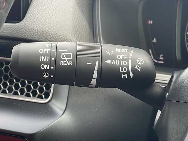 ホンダ シビック タイプR 静岡県 2024(令6)年 0.1万km チャンピオンシップホワイト ワンオーナー/TYPE R専用10.2インチ/　デジタルグラフィックメーターナビ/地デジTV/Bluetooth/バックカメラ/Honda LogR/純正19インチAW/ホンダセンシング/レーダークルーズコントロール/ブラインドスポットモニター/LEDヘッドライト/2.0ETC/スマートキー/スペアキー/保証書/取説