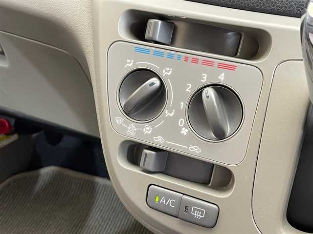 ダイハツ ミラ イース Xf メモリアルエディション 岩手県 2012(平24)年 4.6万km ブライトシルバーメタリック ４WD/アイドリングストップ/ヘッドライトレベライザー/純正CDオーディオ/ドアバイザー/純正フロアマット/14インチスチールホイール/純正ホイールキャップ/2023年製スタッドレスタイヤ積み込みあり
