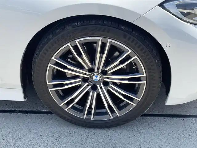 ＢＭＷ ３２０ｄ xDrive Mスポーツ 東京都 2019(令1)年 3.9万km 白 純正ナビ/バックカメラ/ETC2.0/ACC/BSM/LKA/ハーフレザーシート/シートヒーター/LEDヘッドライト