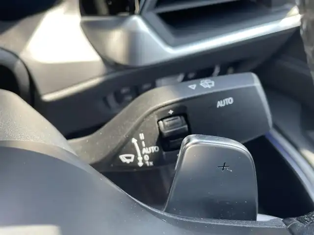 ＢＭＷ ３２０ｄ xDrive Mスポーツ 東京都 2019(令1)年 3.9万km 白 純正ナビ/バックカメラ/ETC2.0/ACC/BSM/LKA/ハーフレザーシート/シートヒーター/LEDヘッドライト