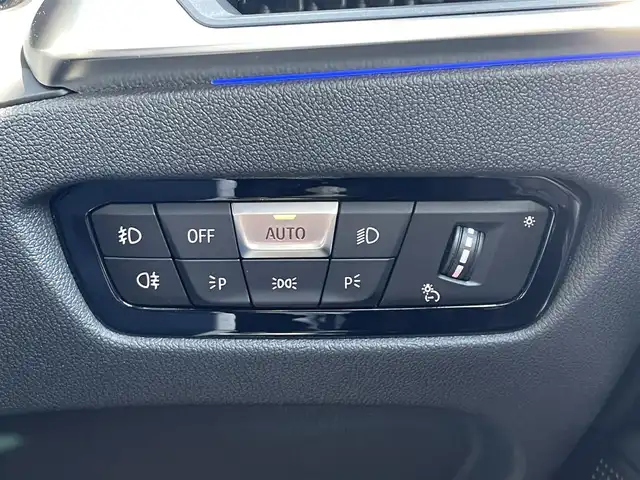 ＢＭＷ ３２０ｄ xDrive Mスポーツ 東京都 2019(令1)年 3.9万km 白 純正ナビ/バックカメラ/ETC2.0/ACC/BSM/LKA/ハーフレザーシート/シートヒーター/LEDヘッドライト