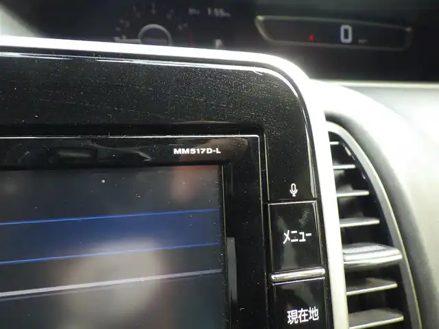 日産 セレナ ハイウェイスター Vセレクション 千葉県 2017(平29)年 6.5万km インペリアルアンバーP エマージェンシーブレーキ/ハンズフリー両側パワースライドドア/9インチ純正SDナビ/地デジTV/【BD/DVD/CD再生機能　Bluetooth接続】/アラウンドビューモニター/フリップダウンモニター/革巻きステアリング/ステアリングスイッチ/ETC/LEDヘッドライト/フォグライト/ウインカーミラー/コーナーセンサー/純正16インチアルミホイル/サイド/カーテンエアバッグ/インテリジェントキー
