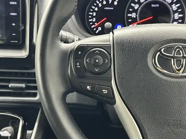 トヨタ ヴォクシー ZS 煌Ⅱ 福井県 2020(令2)年 1.8万km ホワイトパールクリスタルシャイン ECLIPSEナビ/CD/DVD/Bluetooth/フルセグ/両側パワースライドドア/Toyota Safety Sense/・プリクラッシュセーフティーシステム/・レーンキープアシスト/・オートマチックハイビーム/ドライブレコーダー/バックカメラ/LEDヘッドライト/ETC/フォグランプ/スマートキー