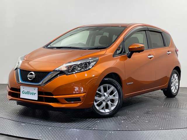 日産 ノート e－パワー X 愛媛県 2017(平29)年 4万km プレミアムコロナオレンジ 純正ナビ/フルセグテレビ/Bluetooth/DVD/アラウンドビューモニター/エマージェンシーブレーキ/レーンキープアシスト/オートライト/コーナーセンサー/ドライブレコーダー/ETC/スマートキー