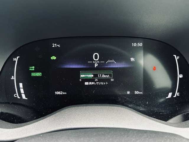 トヨタ ヤリス ハイブリッド G 茨城県 2025(令7)年 0.1万km センシュアルレッドマイカ ワンオーナー/純正ディスプレイオーディオプラス/トヨタセーフティセンス（衝突回避支援パッケージ）/・プリクラッシュセーフティ/・レーントレーシングアシスト/・レーンディバーチャーアラート/・レーダークルーズコントロール/・オートマチックハイビーム/・ロードサインアシスト/・プロアクティブドライビングアシスト/・発信遅れ告知機能/パーキングサポートブレーキ/カラーマルチインフォメーションディスプレイ/ブラインドスポットモニター/パノラミックビューモニター/安心降車アシスト/コンフォートシートセット/HDMI/シートヒーター/純正ドライブレコーダ【TZ-DR210】 /ETC2.0 /取扱説明書/新車時保証書