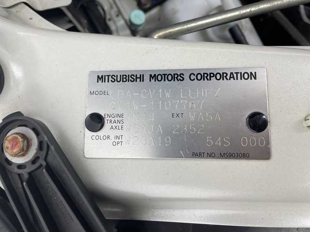 三菱 デリカＤ：５ D－Power package 群馬県 2016(平28)年 2.5万km ウォームホワイトP/クールシルバー ナビ　両側電動スライドドア　バックカメラ　4WD 前席シートヒーター　ターボ車　ビルトインETC スマートキー　フルセグTV オートライト　LEDヘッドライト　MTモード付AT コーナーセンサー　禁煙