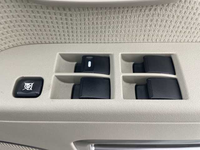 三菱 デリカＤ：５ D－Power package 群馬県 2016(平28)年 2.5万km ウォームホワイトP/クールシルバー ナビ　両側電動スライドドア　バックカメラ　4WD 前席シートヒーター　ターボ車　ビルトインETC スマートキー　フルセグTV オートライト　LEDヘッドライト　MTモード付AT コーナーセンサー　禁煙