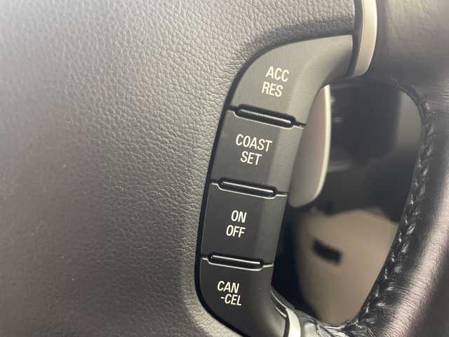 三菱 デリカＤ：５ D－Power package 群馬県 2016(平28)年 2.5万km ウォームホワイトP/クールシルバー ナビ　両側電動スライドドア　バックカメラ　4WD 前席シートヒーター　ターボ車　ビルトインETC スマートキー　フルセグTV オートライト　LEDヘッドライト　MTモード付AT コーナーセンサー　禁煙