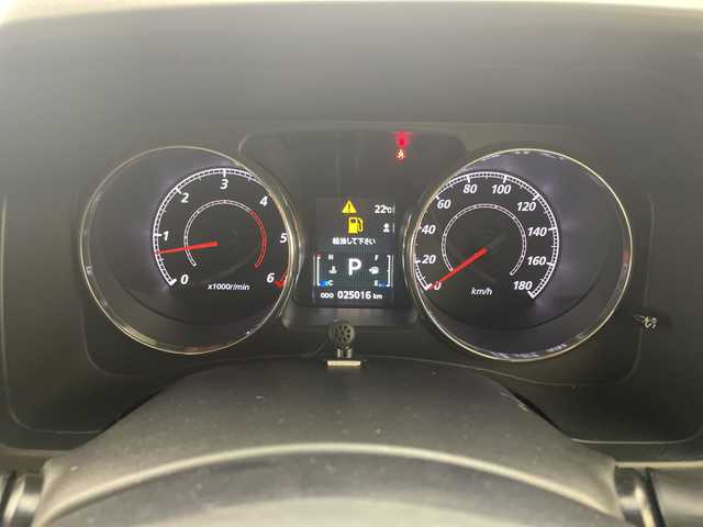 三菱 デリカＤ：５ D－Power package 群馬県 2016(平28)年 2.5万km ウォームホワイトP/クールシルバー ナビ　両側電動スライドドア　バックカメラ　4WD 前席シートヒーター　ターボ車　ビルトインETC スマートキー　フルセグTV オートライト　LEDヘッドライト　MTモード付AT コーナーセンサー　禁煙