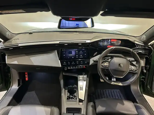 プジョー ３０８ GT ブルーHDi 新潟県 2022(令4)年 4.2万km 緑 エレクトリックパーキングブレーキ/フロント＆バックソナー/360°カメラ/アクティブセーフブレーキ/アクティブクルーズコントロール/レーンキープアシスト/トラフィックサインインフォメーション/LEDヘッドライト/コネクテッドナビゲーション/ETC/ハーフレザーシート/D席メモリー付パワーシート/D/N電動ランバーサポート/プッシュスタート/アイドリングストップ/マトリクスLEDヘッドライト/シートヒーター（D席N席）