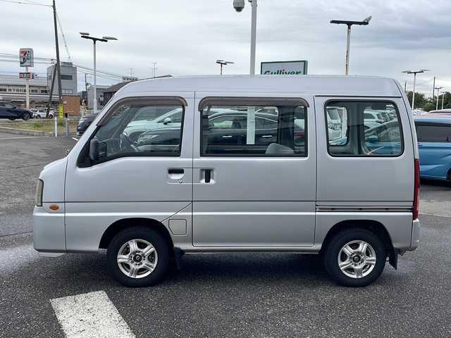スバル サンバー VB 新潟県 2010(平22)年 5.8万km スターリングシルバー ディーラー純正オーディオ/4ＷＤ/両側スライドドア/純正フロアマット/１４インチスタットレスタイヤ４本積載/スペアキー有/ハロゲンヘッドライト