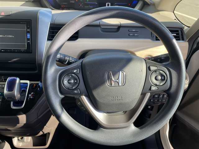 ホンダ フリード ハイブリット G ホンダセンシング 愛知県 2019(令1)年 5万km ホワイトオーキッドパール ホンダセンシング/純正ナビ/両側パワースライドドア/クルーズコントロール/バックカメラ/LEDヘッドライト/オートライト/ドライブレコーダー/ETC/衝突軽減システム/フルセグ/CD DVD/Bluetooth/ステアリングスイッチ/スマートキー/プッシュスタート