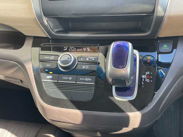 ホンダ フリード ハイブリット G ホンダセンシング 愛知県 2019(令1)年 5万km ホワイトオーキッドパール ホンダセンシング/純正ナビ/両側パワースライドドア/クルーズコントロール/バックカメラ/LEDヘッドライト/オートライト/ドライブレコーダー/ETC/衝突軽減システム/フルセグ/CD DVD/Bluetooth/ステアリングスイッチ/スマートキー/プッシュスタート