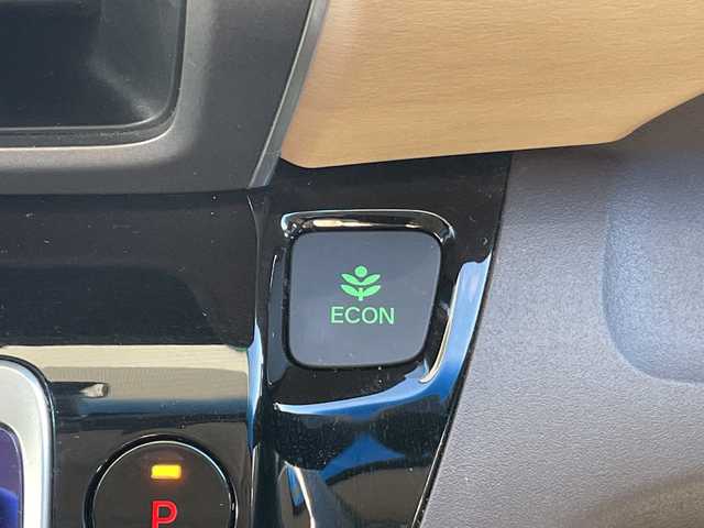 ホンダ フリード ハイブリット G ホンダセンシング 愛知県 2019(令1)年 5万km ホワイトオーキッドパール ホンダセンシング/純正ナビ/両側パワースライドドア/クルーズコントロール/バックカメラ/LEDヘッドライト/オートライト/ドライブレコーダー/ETC/衝突軽減システム/フルセグ/CD DVD/Bluetooth/ステアリングスイッチ/スマートキー/プッシュスタート