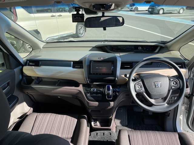 ホンダ フリード ハイブリット G ホンダセンシング 愛知県 2019(令1)年 5万km ホワイトオーキッドパール ホンダセンシング/純正ナビ/両側パワースライドドア/クルーズコントロール/バックカメラ/LEDヘッドライト/オートライト/ドライブレコーダー/ETC/衝突軽減システム/フルセグ/CD DVD/Bluetooth/ステアリングスイッチ/スマートキー/プッシュスタート