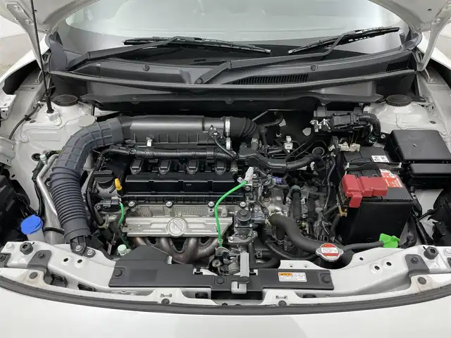 スズキ スイフト HYBRID ML 岡山県 2018(平30)年 5.5万km ピュアホワイトP 全方位モニター用カメラパッケージ/社外8インチナビ CN-RZ843/地デジ/Bluetooth/CD/DVD/ビルトインETC/シートヒーター/パドルシフト /LEDヘッドライト/セーフティパッケージ/レーダークルーズコントロール/オートハイビーム/オートライト /純正フロアマット/プッシュスタート /スマートキー/フォグランプ/純正16インチアルミホイール