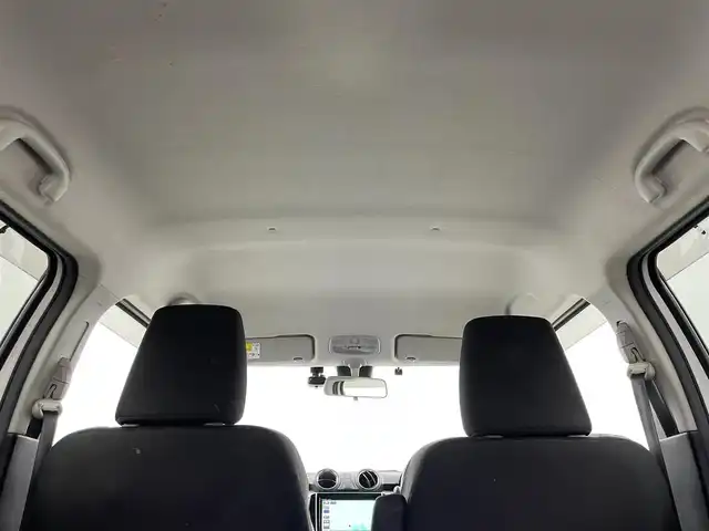 スズキ スイフト HYBRID ML 岡山県 2018(平30)年 5.5万km ピュアホワイトP 全方位モニター用カメラパッケージ/社外8インチナビ CN-RZ843/地デジ/Bluetooth/CD/DVD/ビルトインETC/シートヒーター/パドルシフト /LEDヘッドライト/セーフティパッケージ/レーダークルーズコントロール/オートハイビーム/オートライト /純正フロアマット/プッシュスタート /スマートキー/フォグランプ/純正16インチアルミホイール