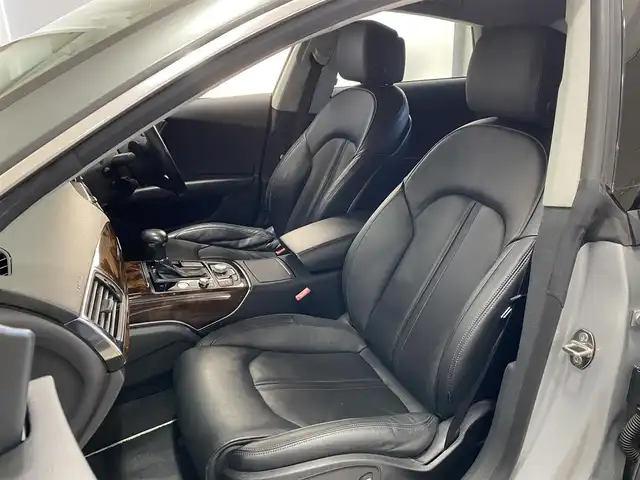 アウディ Ａ７ SB 2．0 TFSI クワトロ 岐阜県 2011(平23)年 7.9万km ガンＭ 社外エアロ　フロント/サイド/リア/前席パワーシート/前席シートメモリ/前席シートヒーター/純正ナビ　bluetooth/CD/ワンセグTV/LEDヘッドライト/レザーシート/ステアリングスイッチ/パワーバックドア/ETC/保証書/取扱説明書/純正フロアマット/車高調/4WD